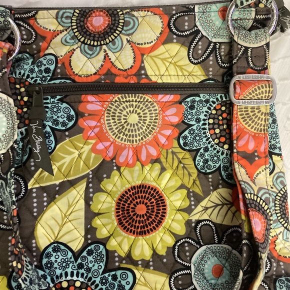 Vera Bradly Flower Power hipster - Picture 8 of 8